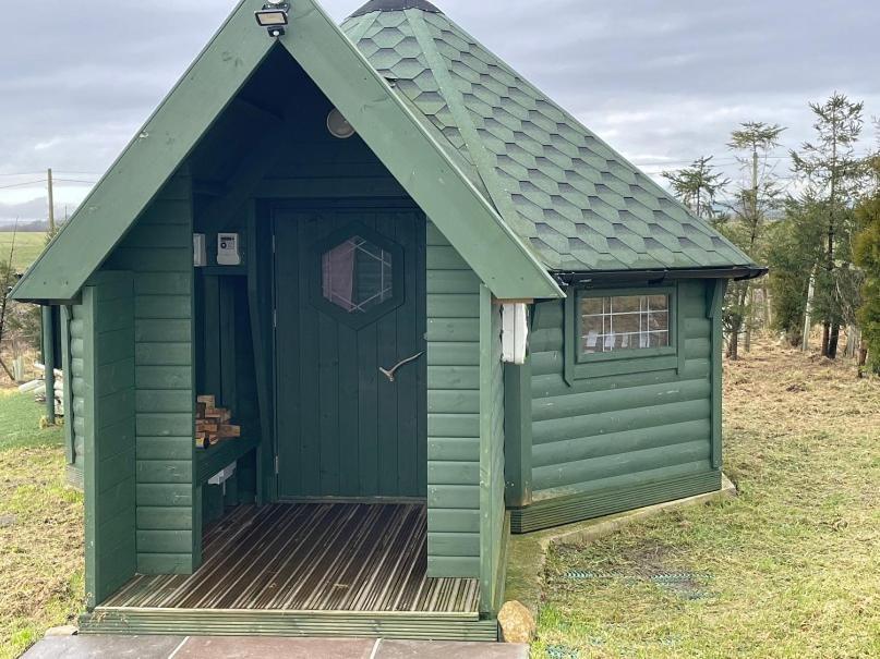 Holly Tree Glamping Cabins Wigglesworth Екстер'єр фото